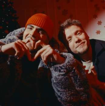 Sergiu Smerea & Andrei Bǎnuțǎ - Ce faci de Crǎciun?