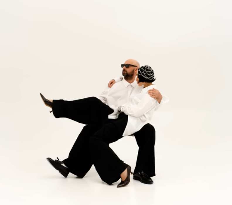 ADAM -  Сильно Сильно